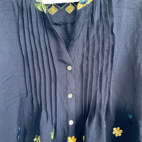 Hope springs embroidered button down blouse - Picture 5 of 7